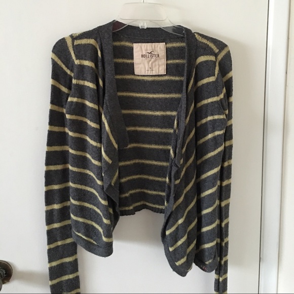 ✨Hollister cardigan✨ - Picture 2 of 2