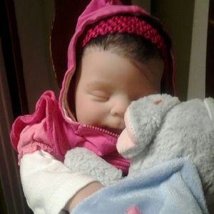 Meet your Posher, Becca