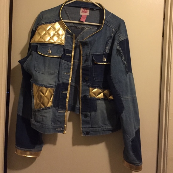 Jacket - Picture 1 of 2