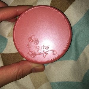 Tarte blush