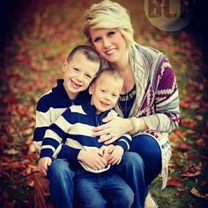 Meet your Posher, Melissa