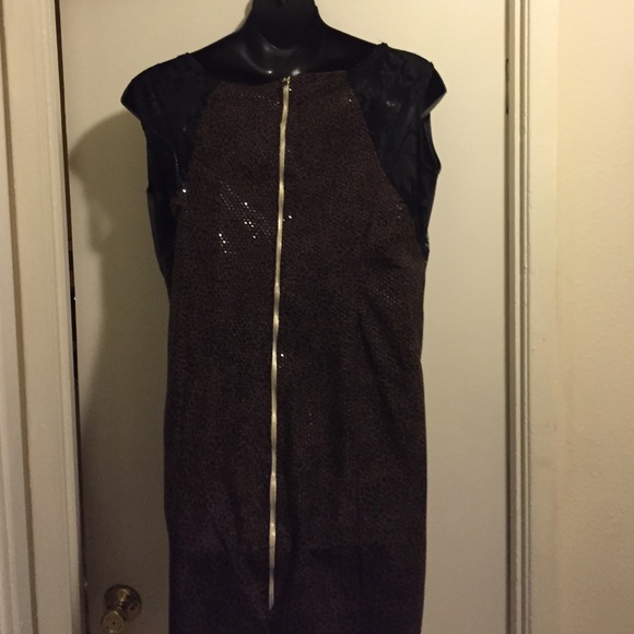 Dress - Picture 1 of 3