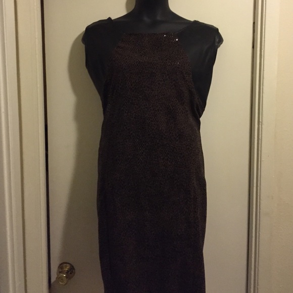 Dress - Picture 2 of 3