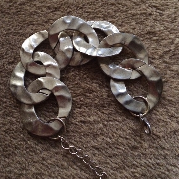 Good loop bracelet.