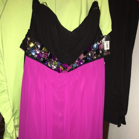 *MAKE OFFER* semi formal dress - Picture 1 of 2