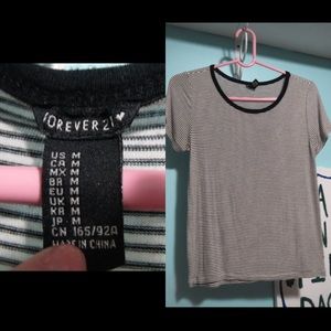 Medium black and white striped tee