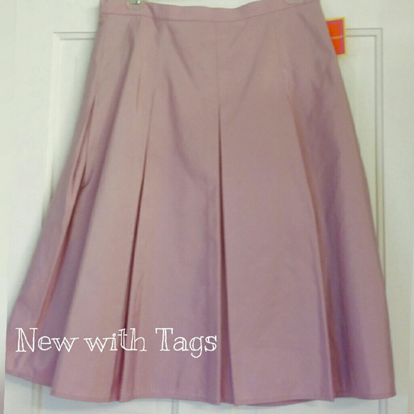Pink skirt NWT