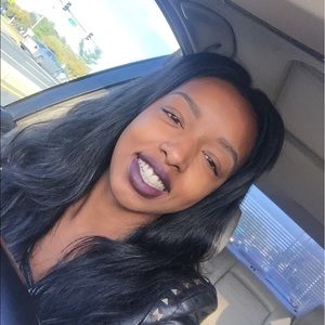 Meet your Posher, Kendra