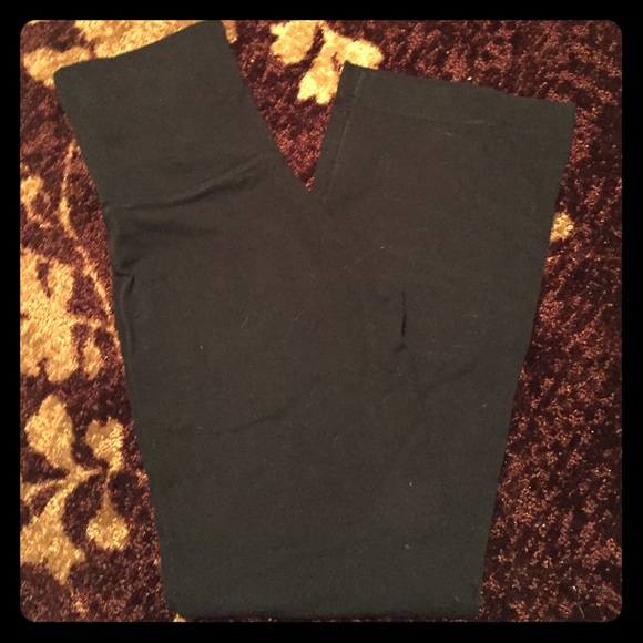 🚨Moving Sale🚨 NWOT Yoga Pants