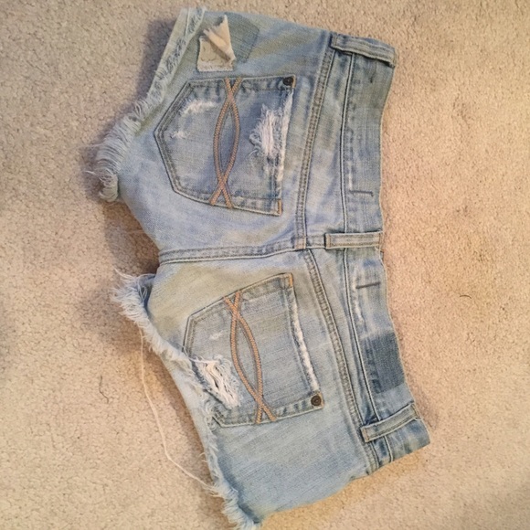 Abercrombie and Fitch shorts - Picture 3 of 3