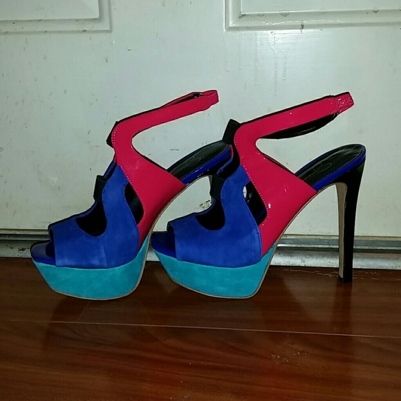 Jessica Simpson multi colored pumps