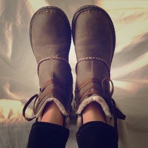 Cozy Apres Ankle Boots