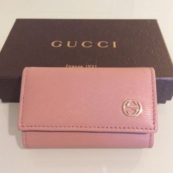 Authentic Gucci Key Holder Never Used!!