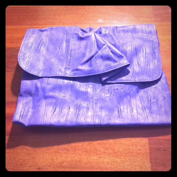 Purple clutch
