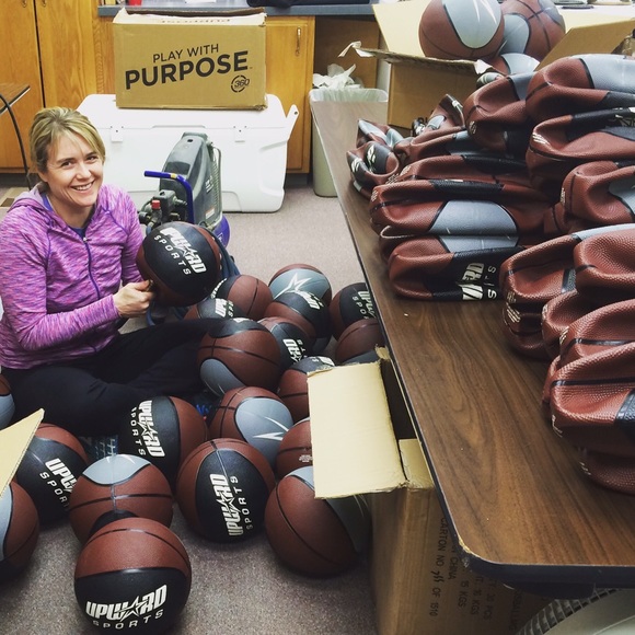 Meet your Posher, Stacy - Picture 3 of 4