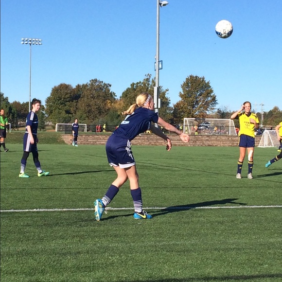 Meet your Posher, Stacy - Picture 4 of 4