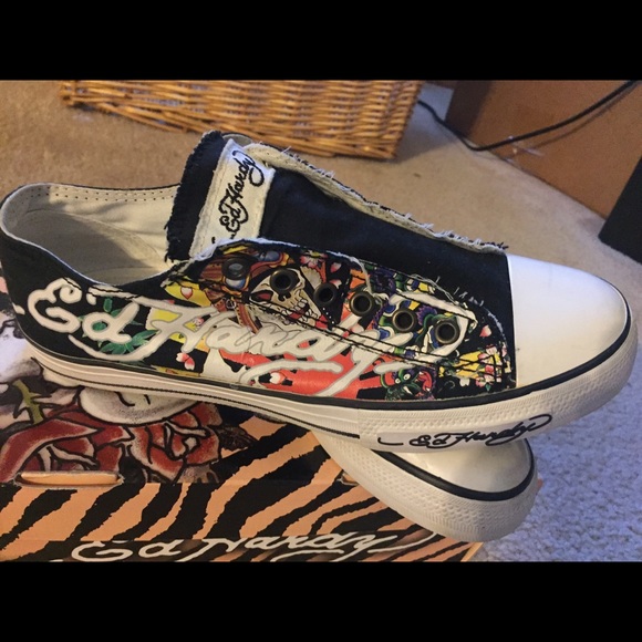 Ed Hardy low rise 500 shoes