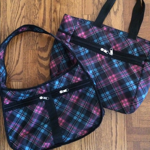Handbags - 🎈 Plaid Tote Purse Combo