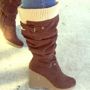 Brown Suede Wedge-Heeled Boots
