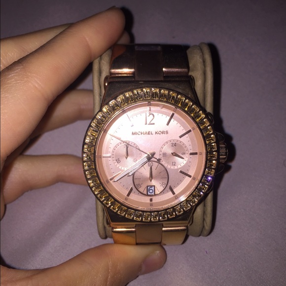 Micheal Kors rose gold watch