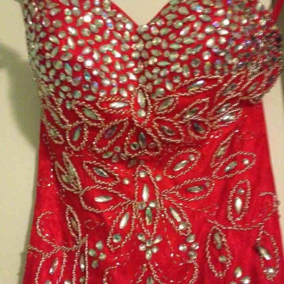 Red prom dress