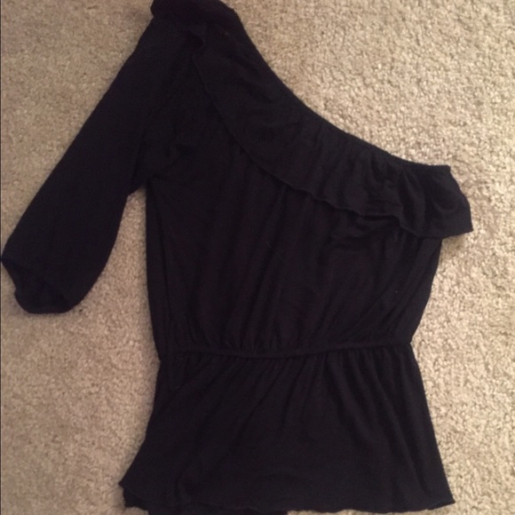 Black one sleeve top