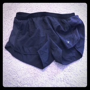 Active running shorts