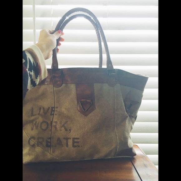 Huge Canvas Tote 💓