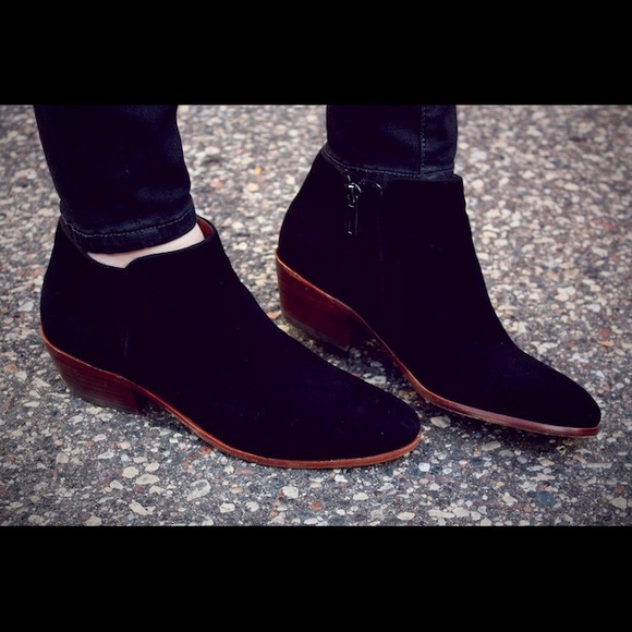 Sam Edelman petty boot. Left is 8w, right is 7.5w