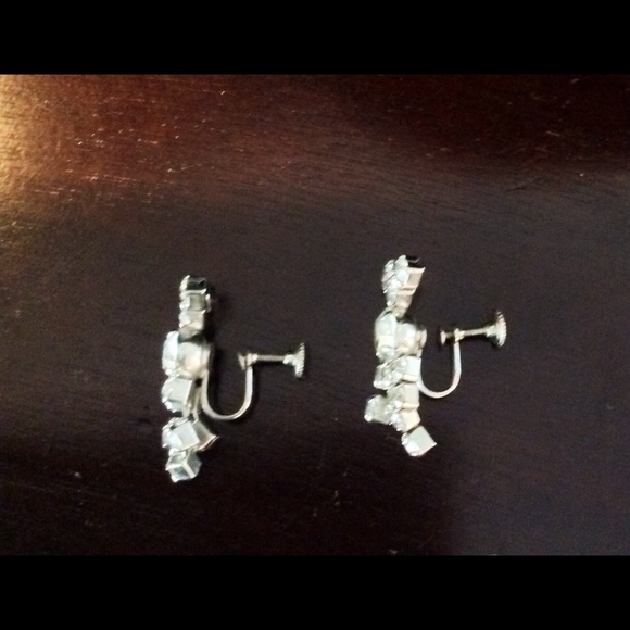 Vintage wedding earrings, screw back 1940's style - Picture 4 of 4