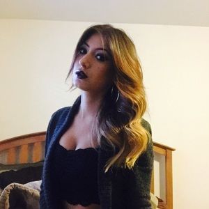 Meet your Posher, Sierra