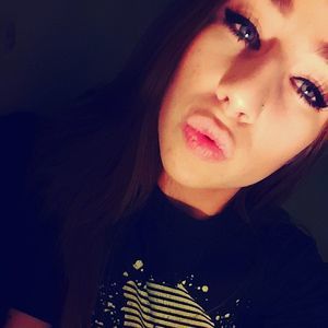 Meet your Posher, Cassie