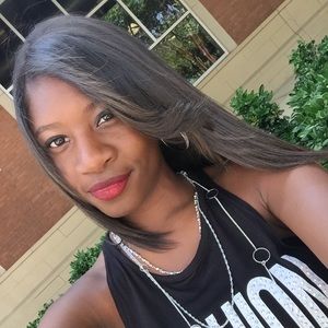 Meet your Posher, Kyla