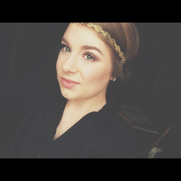 Meet your Posher, Alyssa