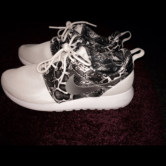 Nike Roshes