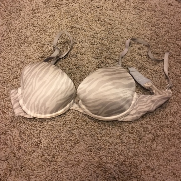 Used Victoria's Secret Biofit bra