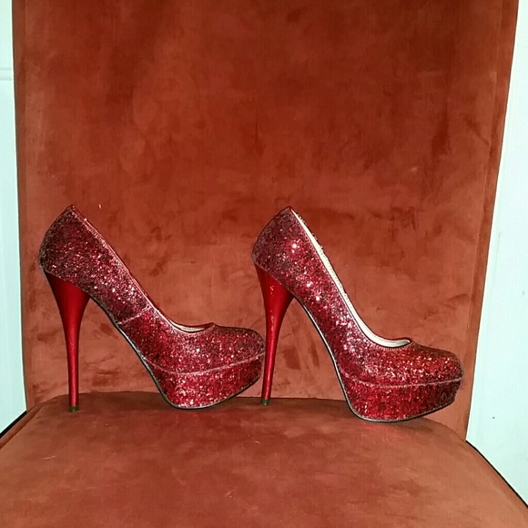 Qupid RED sequin heels