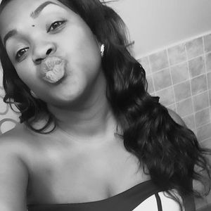 Meet your Posher, Myra