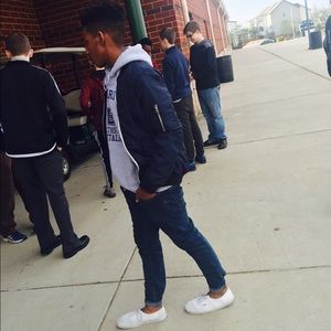 Meet your Posher, Carrington