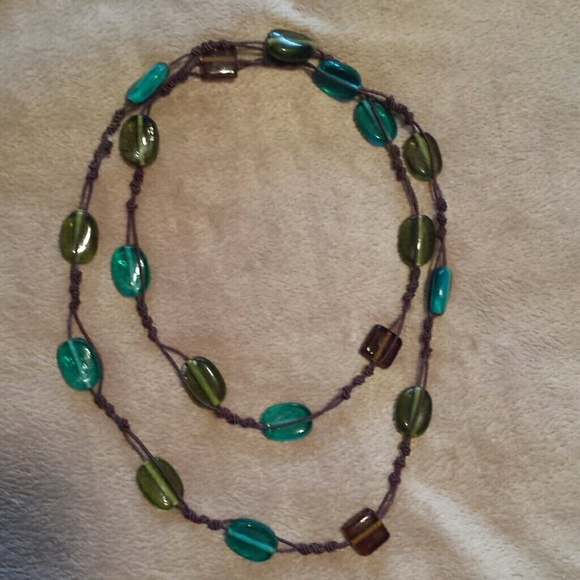 DONATED* 🌞 Beaded Long Neclace - Picture 2 of 3