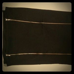Black pencil skirt