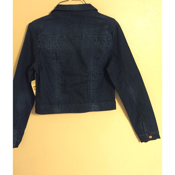 SOLD•Cropped Denim Jacket• - Picture 2 of 3