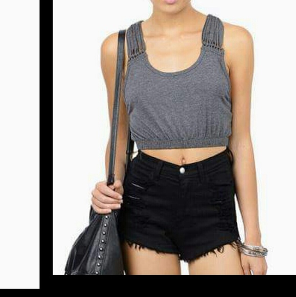 Day daring crochet gray crop top - Picture 1 of 4
