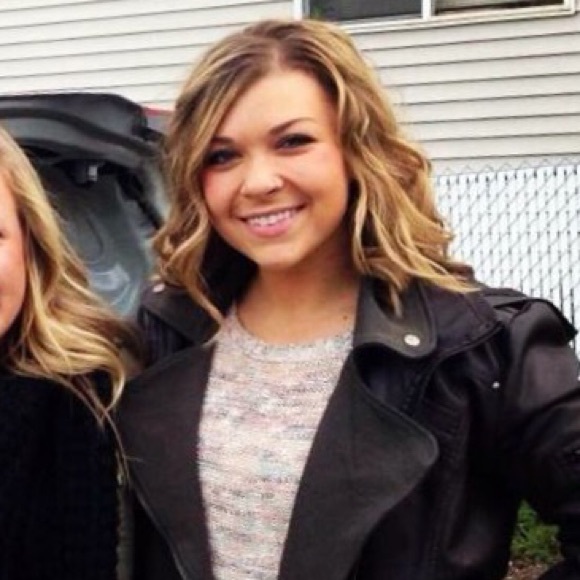 Meet your Posher, Kaitlyn