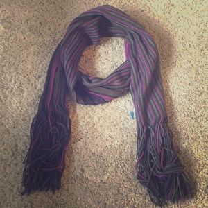 Vera Wang Scarf