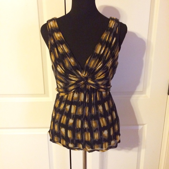 BCBG top