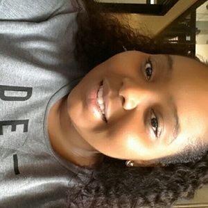 Meet your Posher, Jasmine