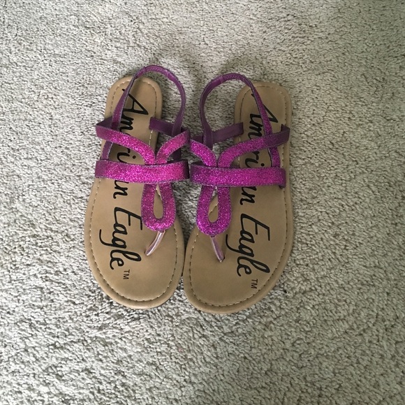 American Eagle Sandals