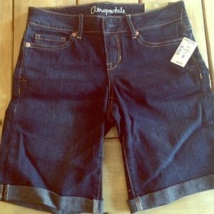 Aeropostale Bermuda Shorts. NWT! size 000