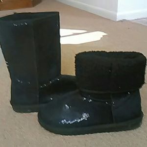 Generic Black Ugg Style Boots with sequence